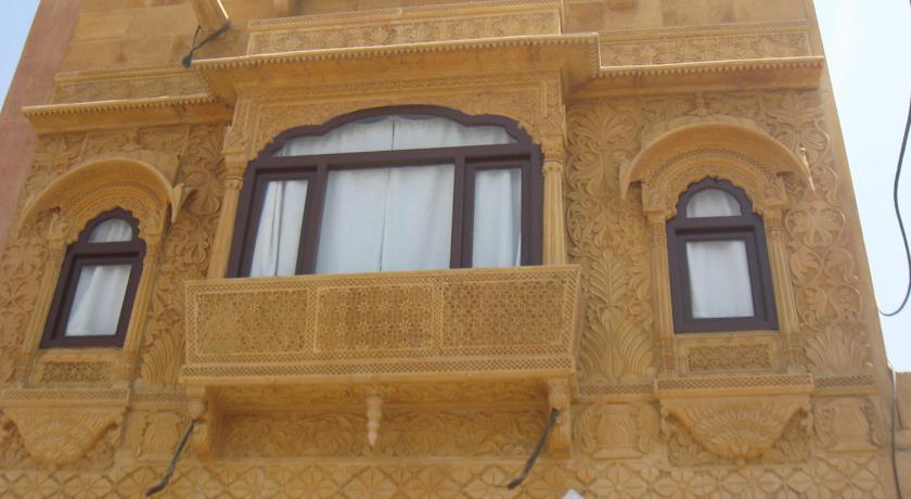 Gajanand Guest House Jaisalmer Bagian luar foto