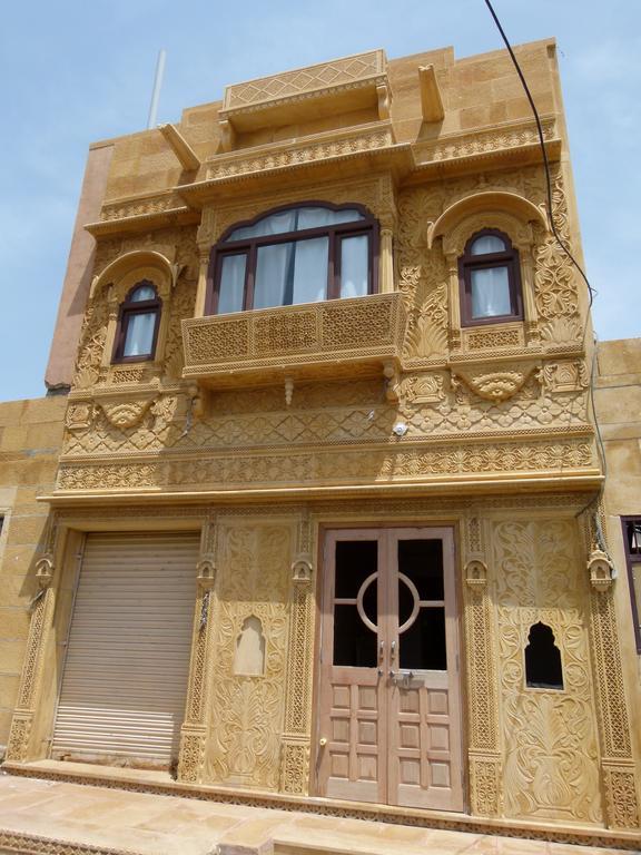 Gajanand Guest House Jaisalmer Bagian luar foto