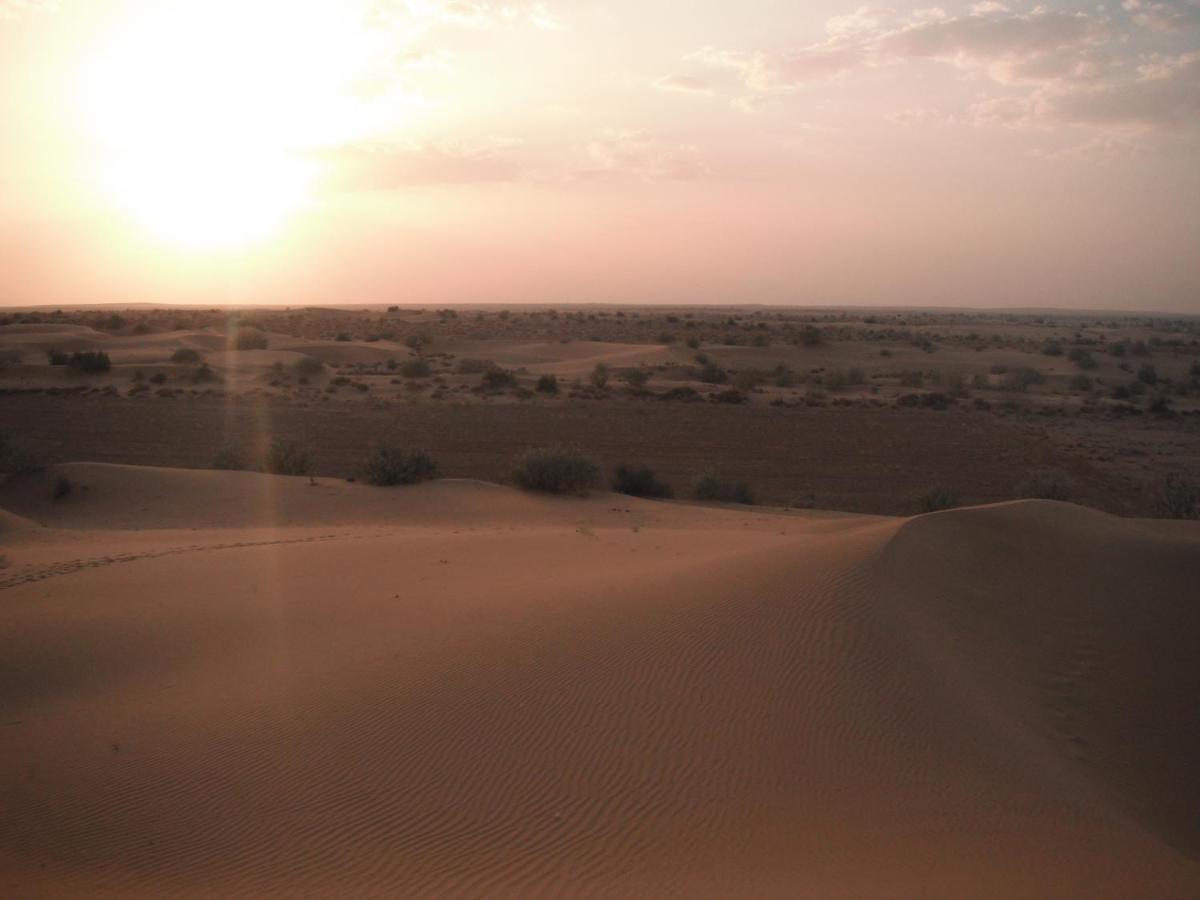 Gajanand Guest House Jaisalmer Bagian luar foto